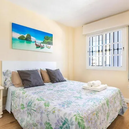 Carihuela Front Apartment Torremolinos